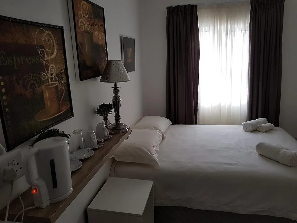 Tokia Self Catering Apartments Kapstadt
